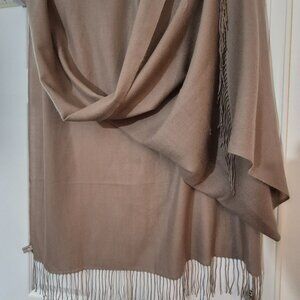 Duncan Cameron of Hawick 100% Cashmere Beige Scarf/Shawl
